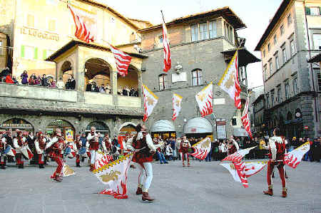 Flag throwing festivals in Tuscany, Italy.